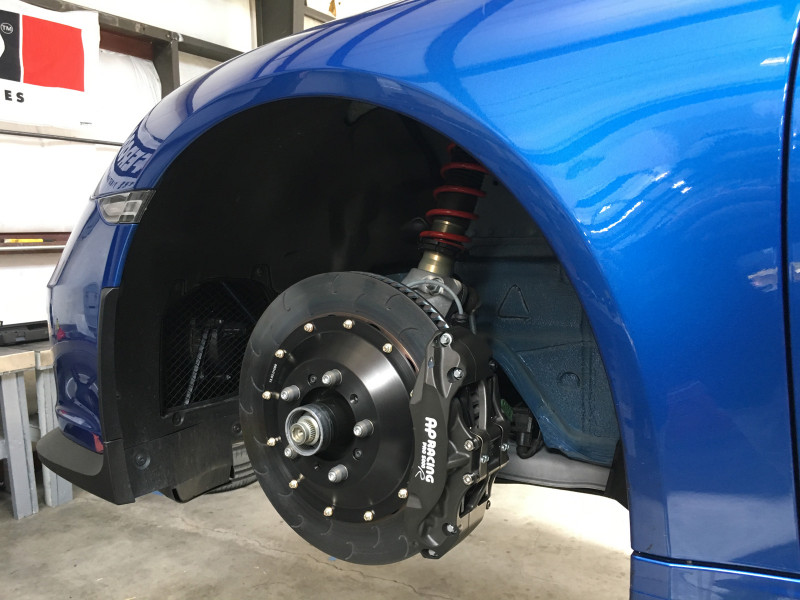 991_gt3_front_bbk_installed_no_wheel.jpg