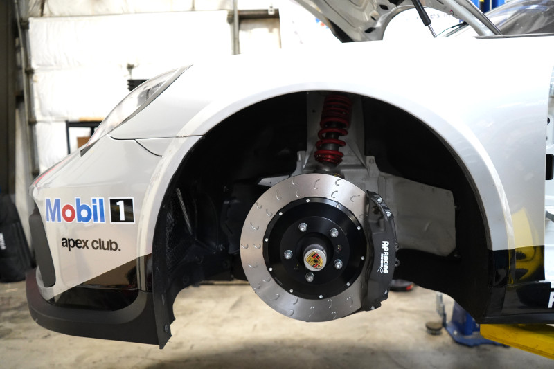 992_gt3_cup_9665_kit_installed_1200.jpg