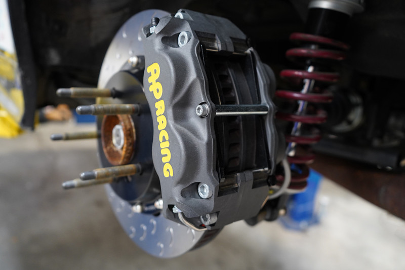 e36_m3_cp8350_rear_kit_angle_caliper_1200.jpg
