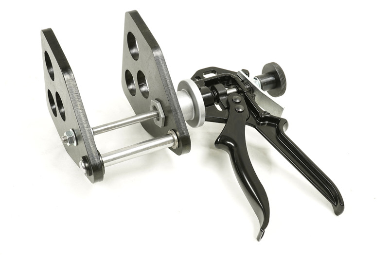 essex_caliper_spreader_v2_top_angle_wide_1200.jpg