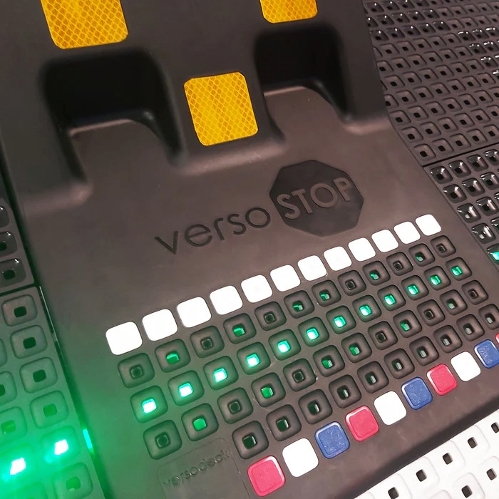 versodeck_rgb_led_installed_in_versostop.jpg