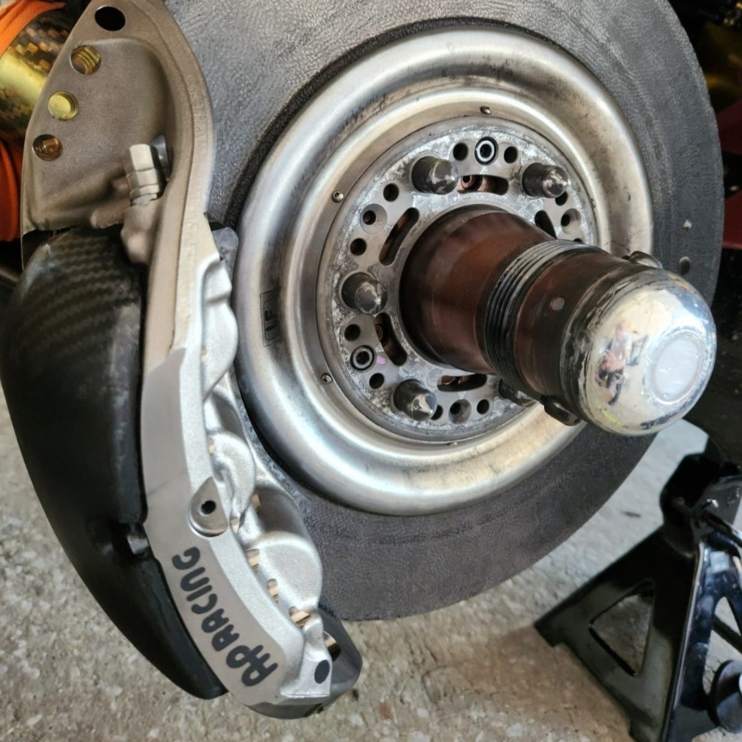 ap_racing_garage_56_nascar_lemans_front_brake.jpg